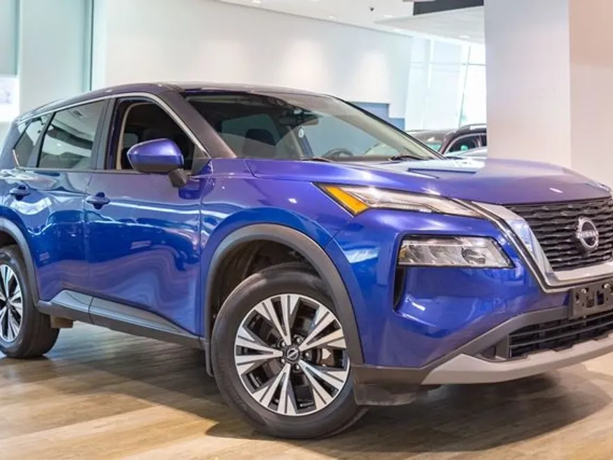 2023 Nissan Rogue SV photo 1