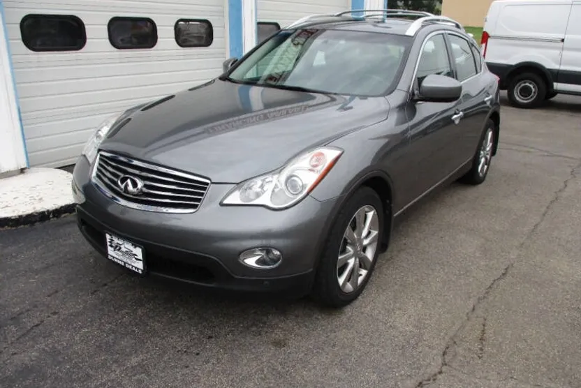 2011 Infiniti EX35 Journey photo 1