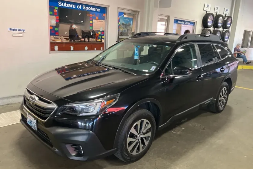 2022 Subaru Outback Premium photo 1