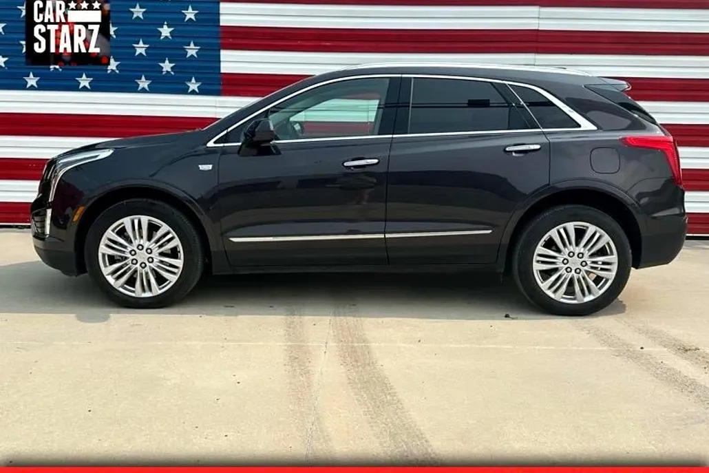2018 Cadillac XT5 Premium Luxury photo 1