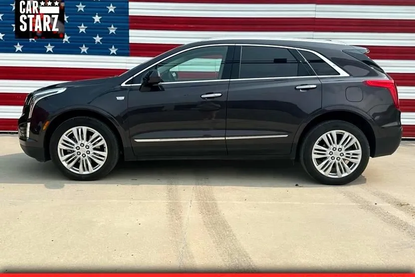 2018 Cadillac XT5 Premium Luxury photo 1
