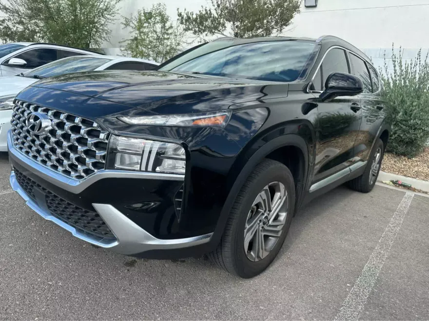 2022 Hyundai Santa Fe SEL photo 1