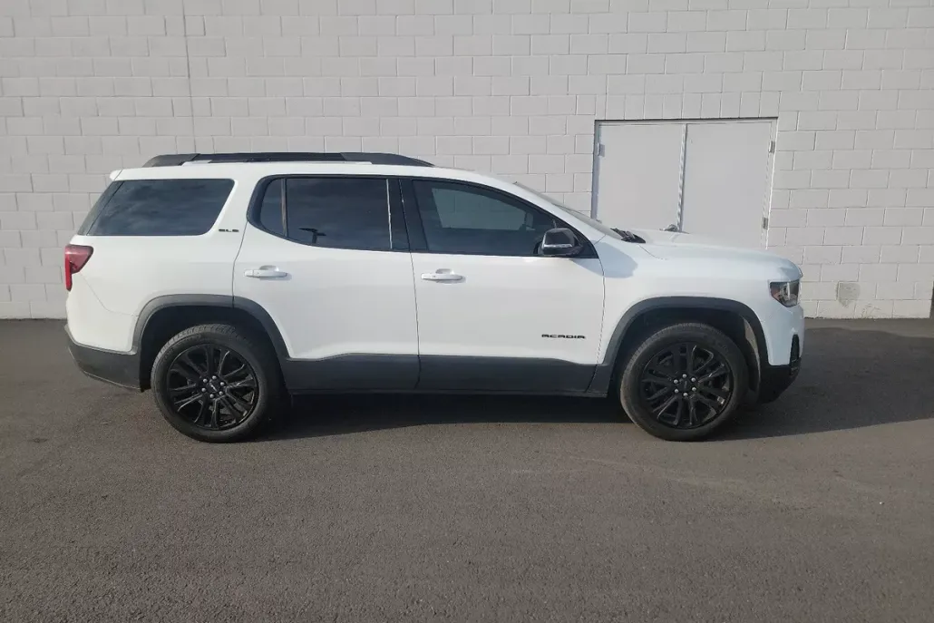 2023 Gmc Acadia SLE photo 1