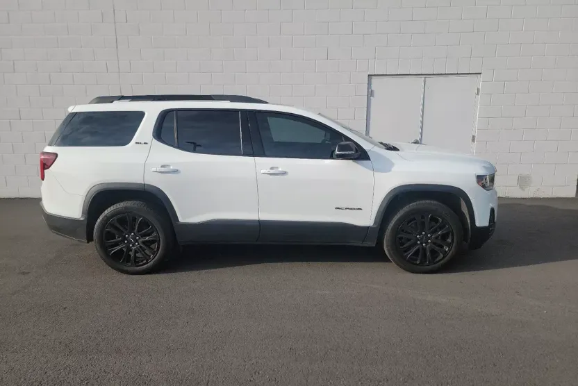 2023 Gmc Acadia SLE photo 1