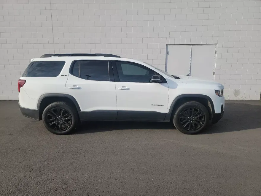 2023 Gmc Acadia SLE photo 1