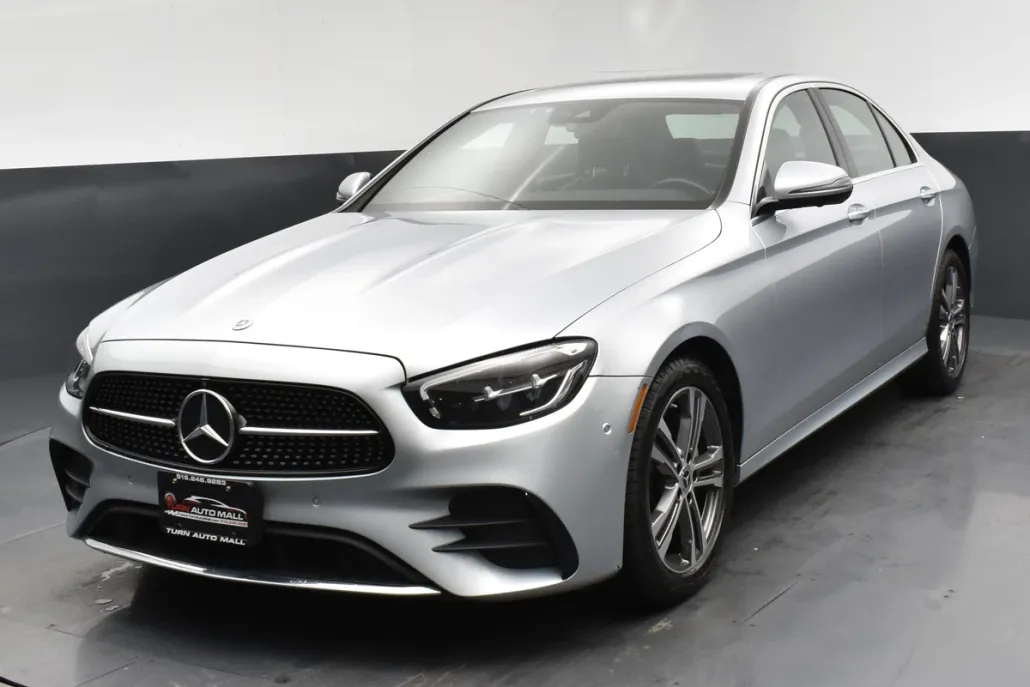 2022 Mercedes Benz E 350 4MATIC Sedan photo 1