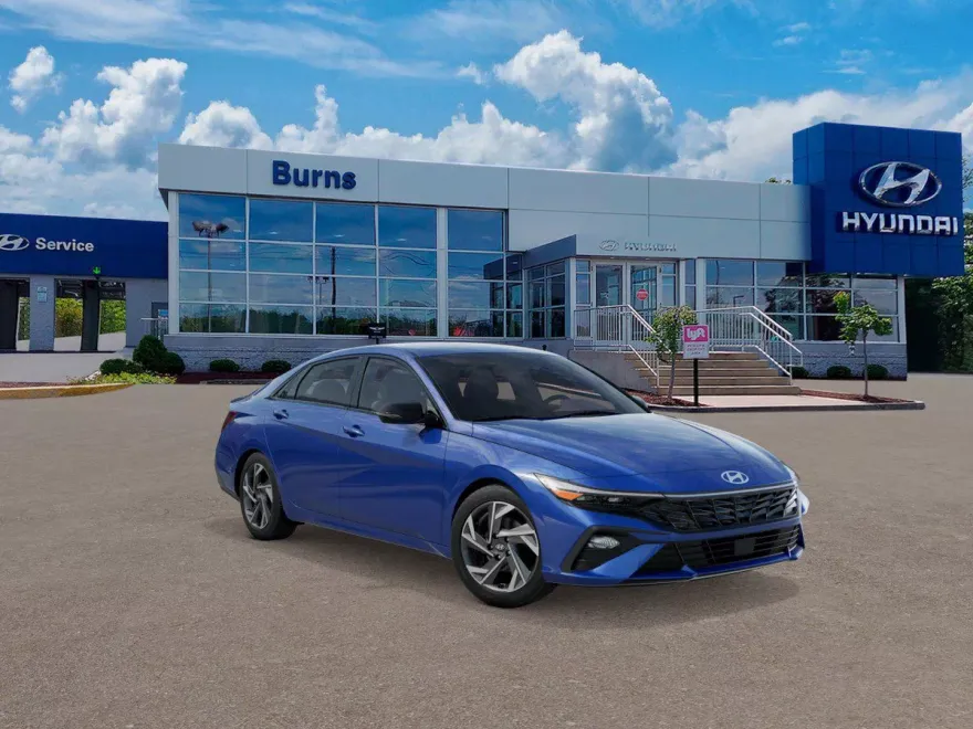 2025 Hyundai Elantra SEL Sport photo 1