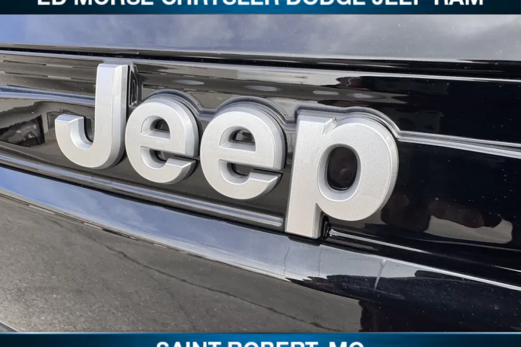 2025 Jeep Grand Cherokee Limited photo 1