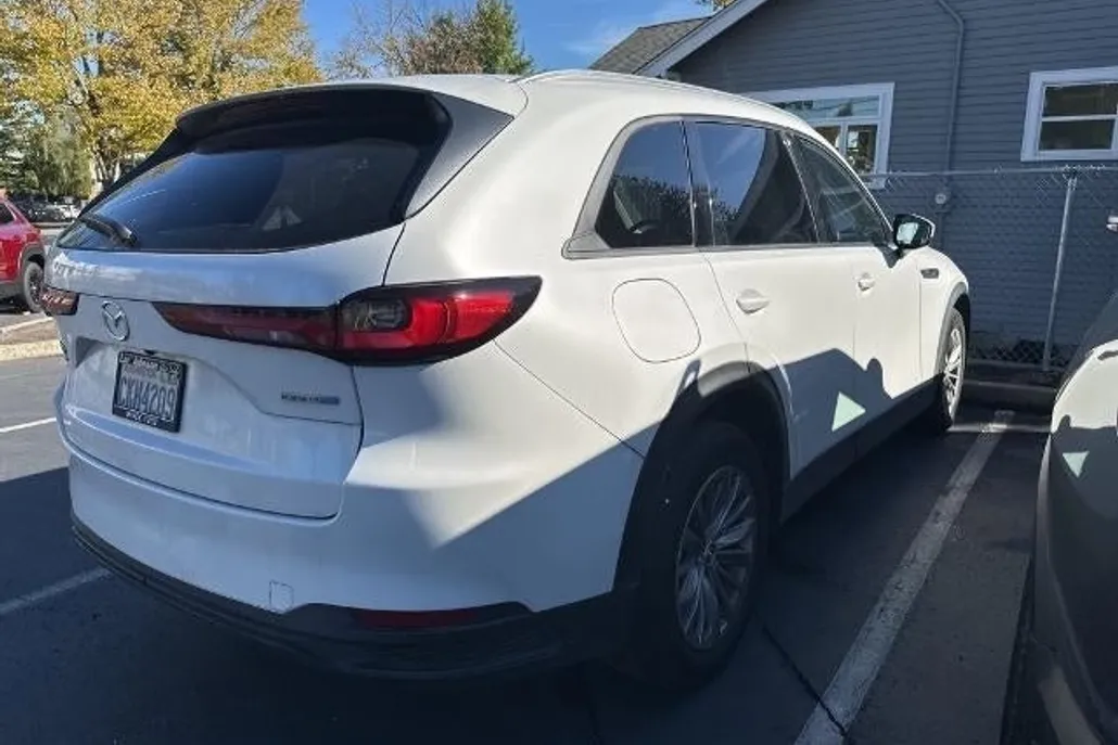 2024 Mazda CX-90 Plug-in Hybrid Preferred photo 1