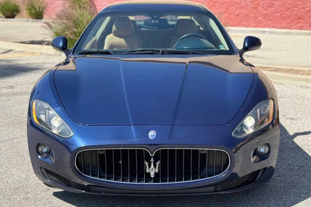 2009 Maserati Granturismo S Automatic photo 1