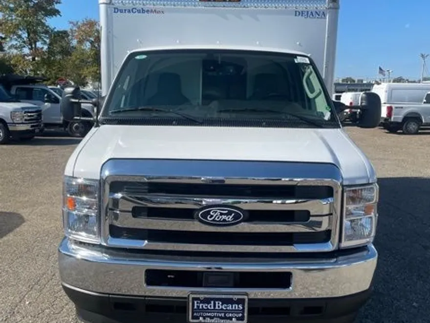 2026 Ford E-350 Base photo 1