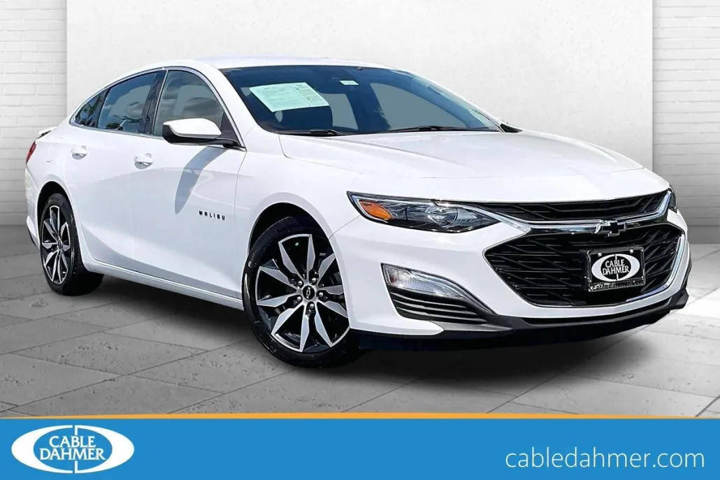 2023 Chevrolet Malibu RS photo 1