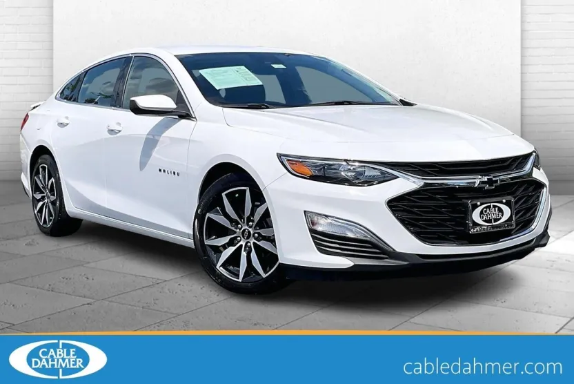 2023 Chevrolet Malibu RS photo 1