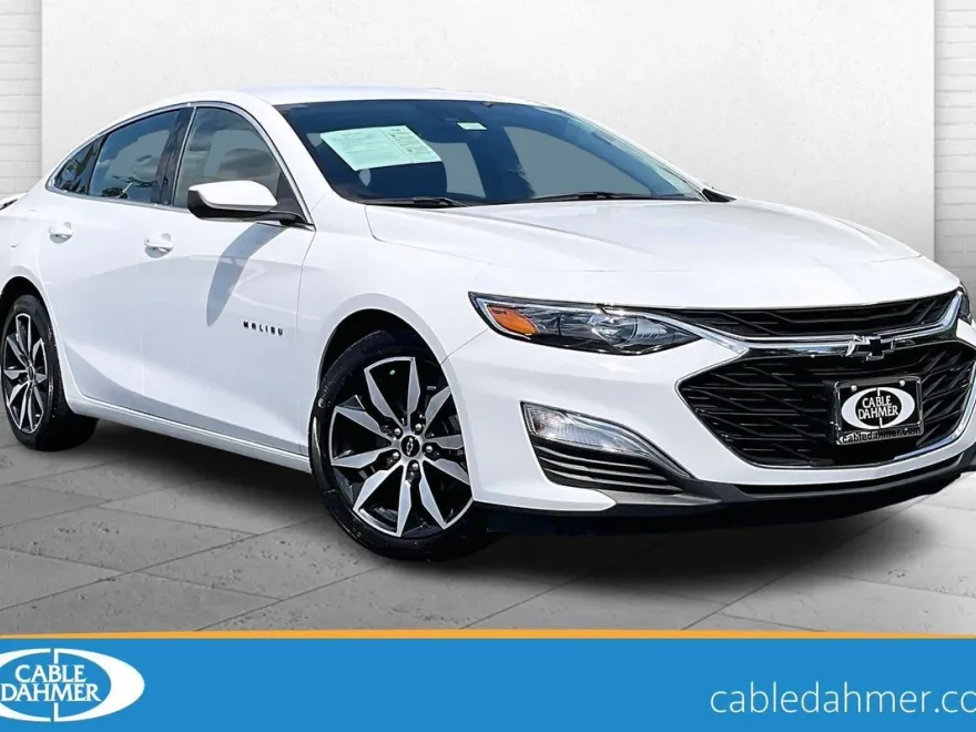 2023 Chevrolet Malibu RS photo 1