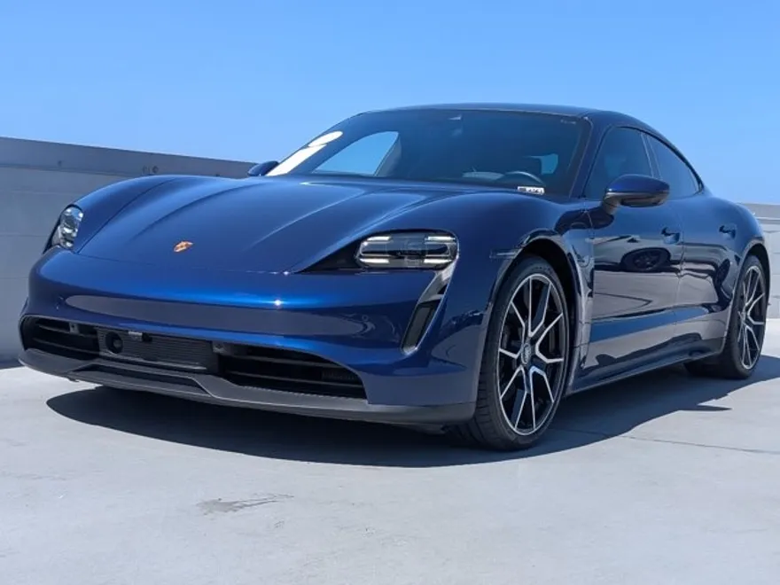 2023 Porsche Taycan photo 1
