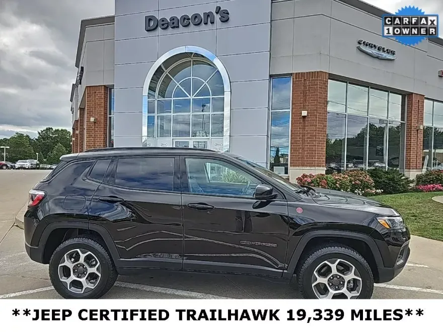 2022 Jeep Compass Trailhawk photo 1