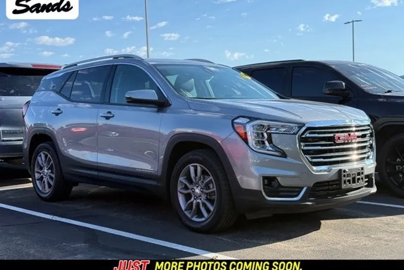 2024 Gmc Terrain SLT photo 1