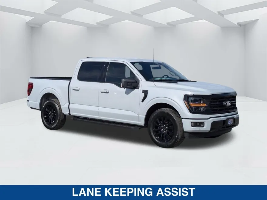 2025 Ford F-150 XLT photo 1