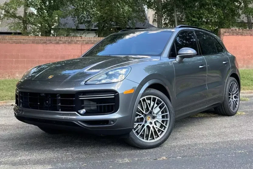 2019 Porsche Cayenne Turbo photo 1
