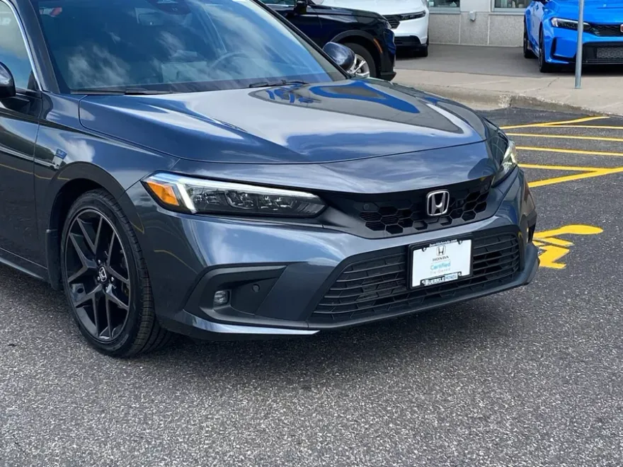 2022 Honda Civic Hatchback Sport Touring photo 1