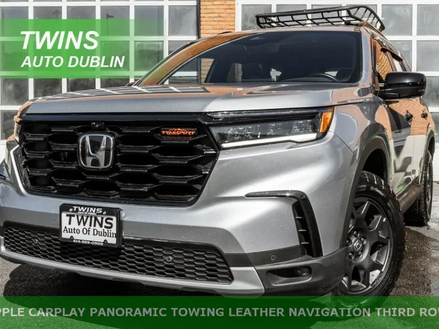 2025 Honda Pilot TrailSport photo 1