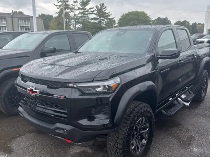 2026 Chevrolet Colorado ZR2 photo 1