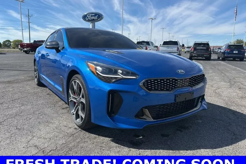 2019 Kia Stinger GT2 photo 1