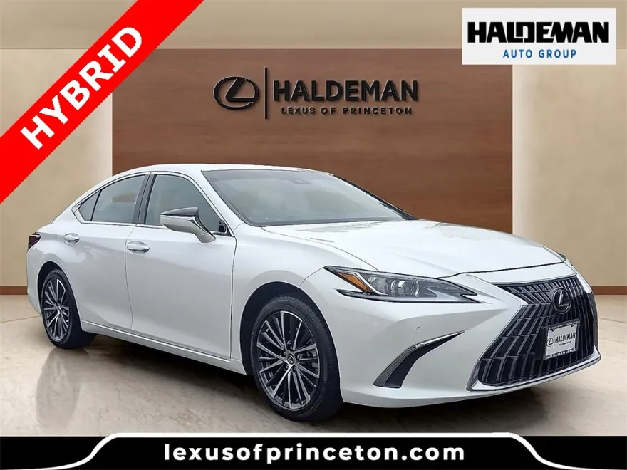 2024 Lexus ES 300h Premium photo 1