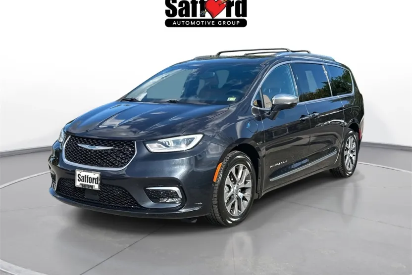 2021 Chrysler Pacifica Hybrid Pinnacle photo 1