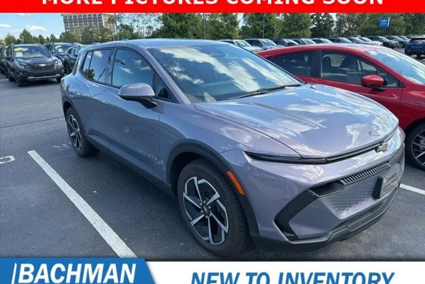 2025 Chevrolet Equinox LT photo 1