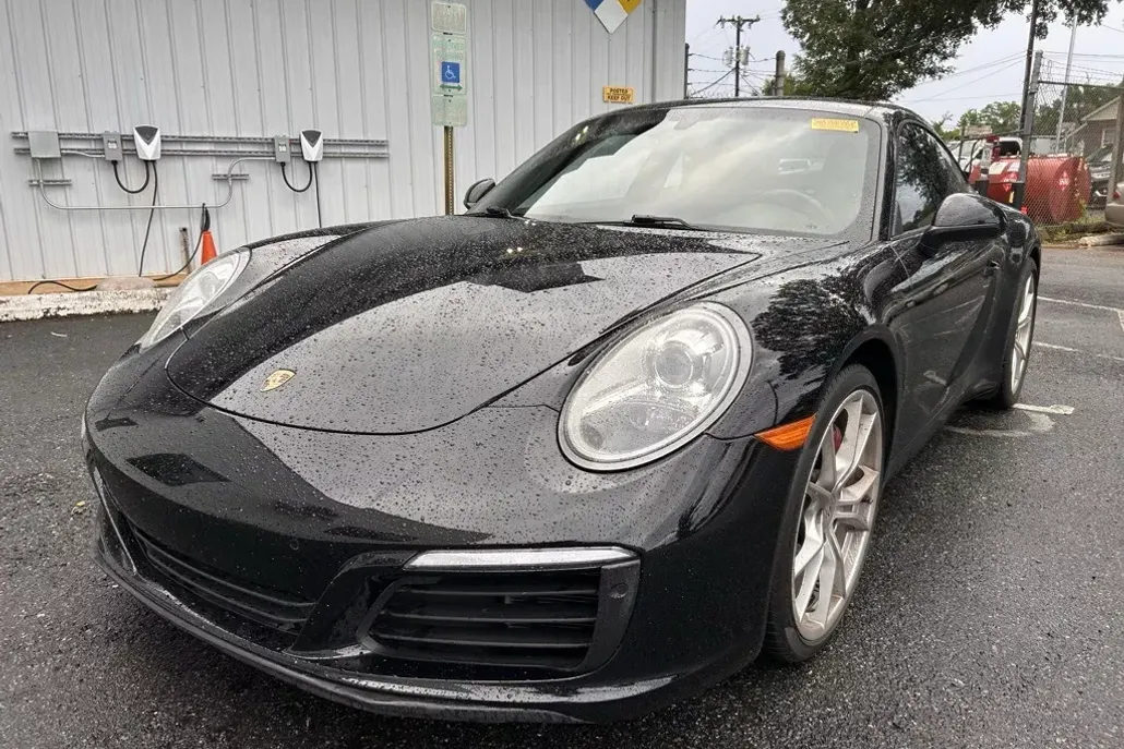 2017 Porsche 911 photo 1