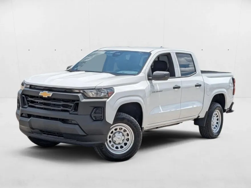 2026 Chevrolet Colorado Work Truck photo 1