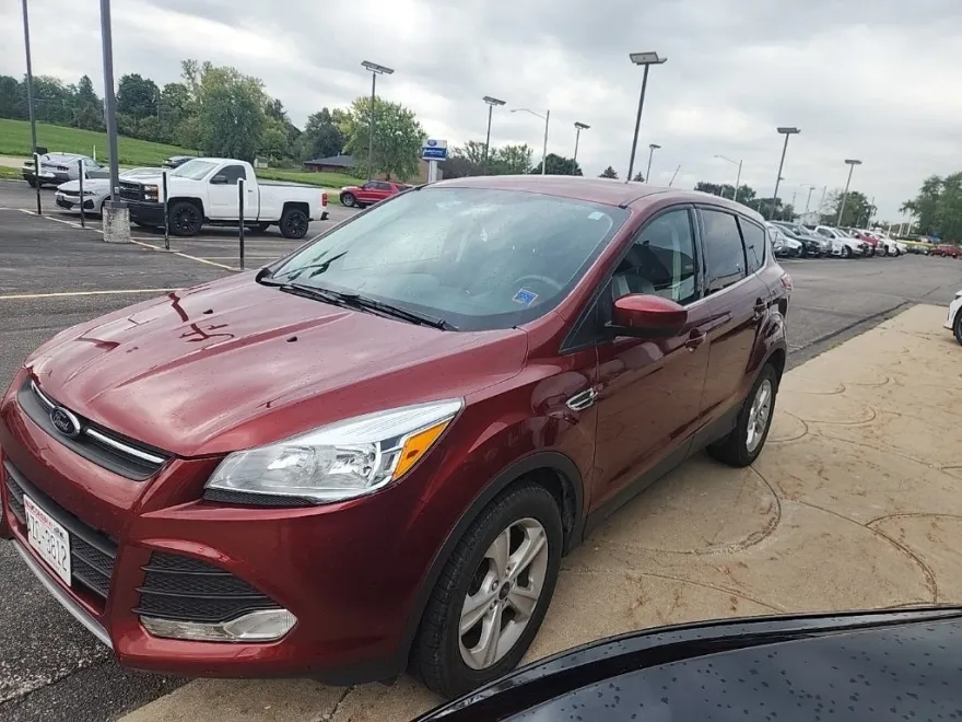 2015 Ford Escape SE photo 1