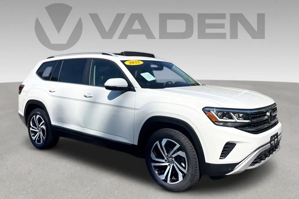 2022 Volkswagen Atlas SEL photo 1