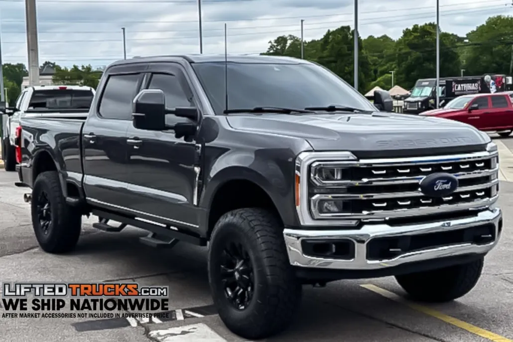2023 Ford F-350 photo 1