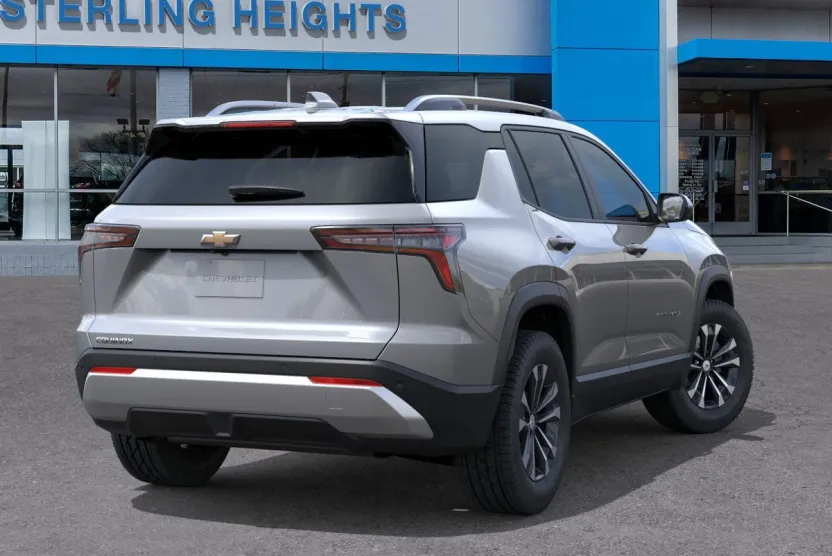 2026 Chevrolet Equinox LT photo 1