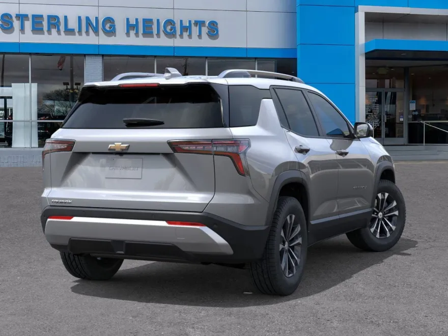 2026 Chevrolet Equinox LT photo 1