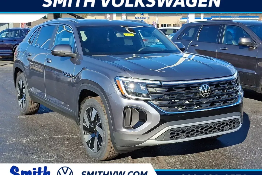 2025 Volkswagen Atlas Cross Sport SEL photo 1