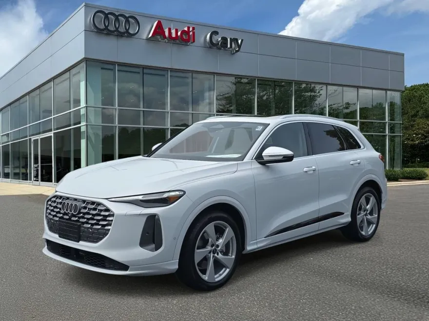 2025 Audi Q5 2.0T Prestige photo 1