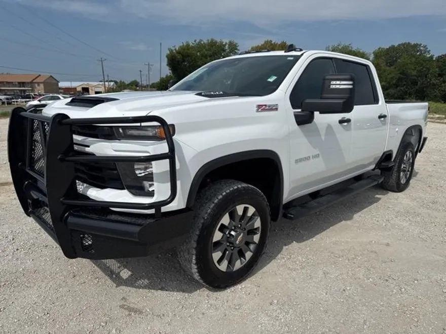 2024 Chevrolet Silverado 2500HD Custom photo 1