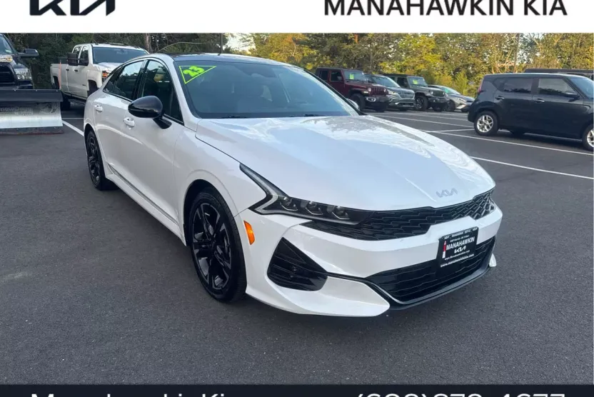 2023 Kia K5 GT-Line photo 1