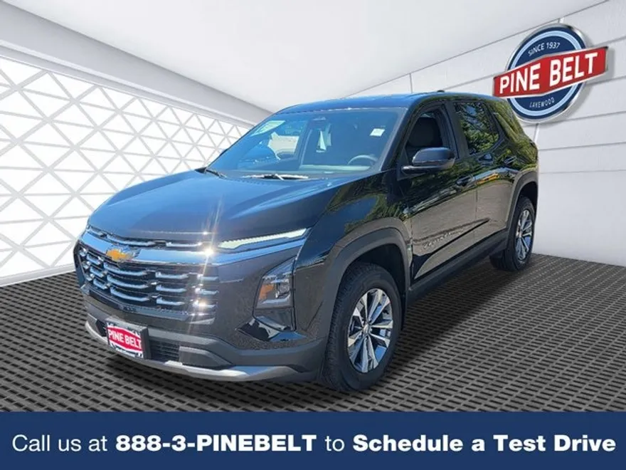 2026 Chevrolet Equinox LT photo 1