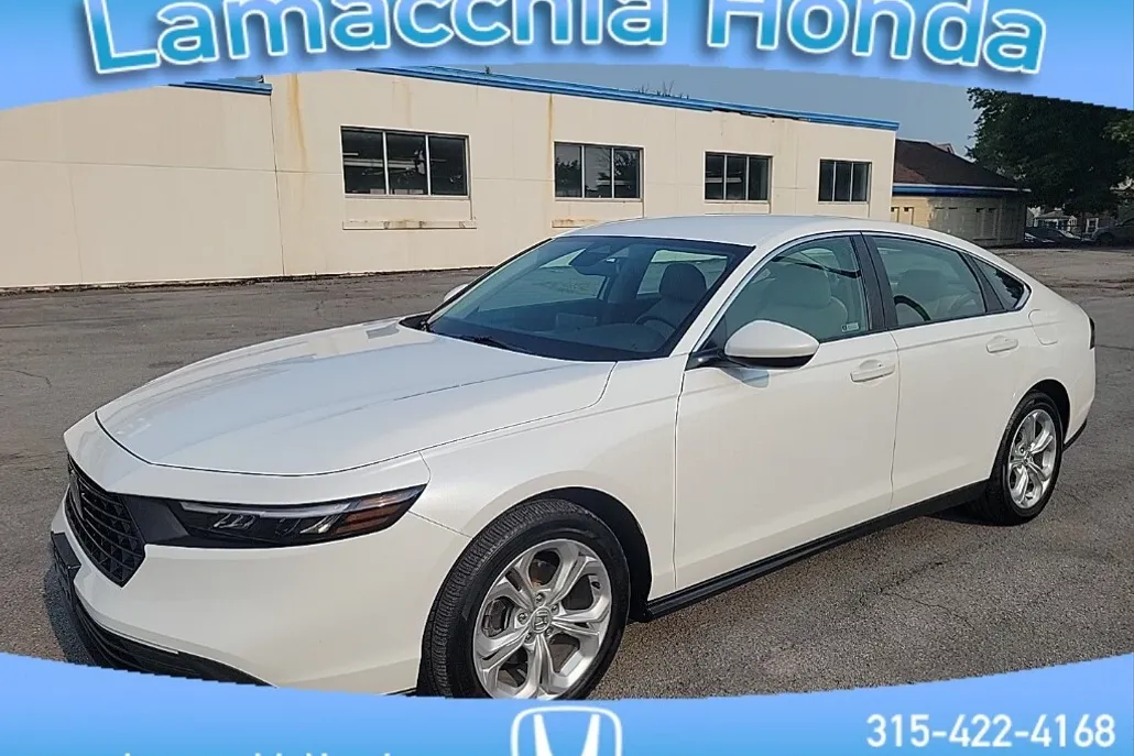2023 Honda Accord LX photo 1