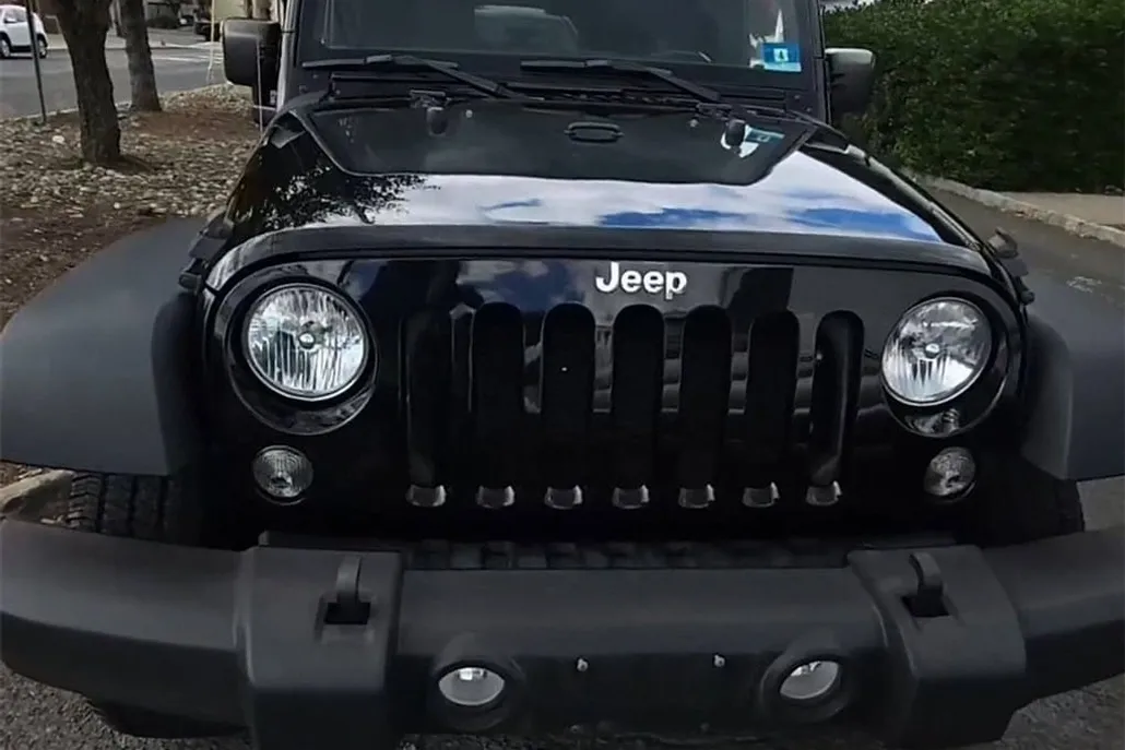 2018 Jeep Wrangler Unlimited Sport photo 1