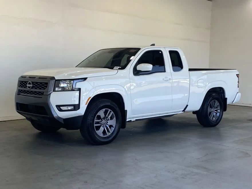 2025 Nissan Frontier SV King Cab photo 1