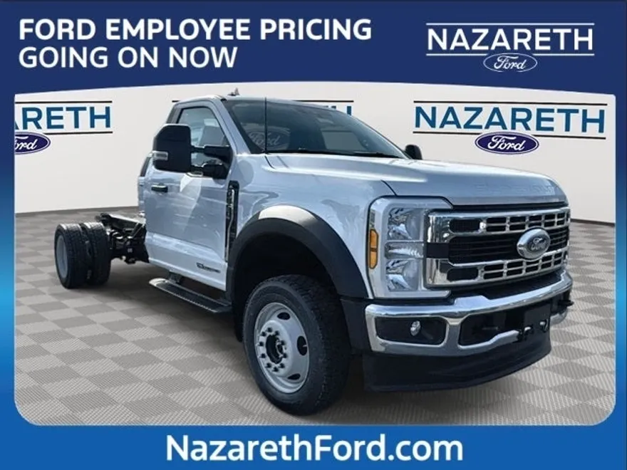 2025 Ford F-550 photo 1
