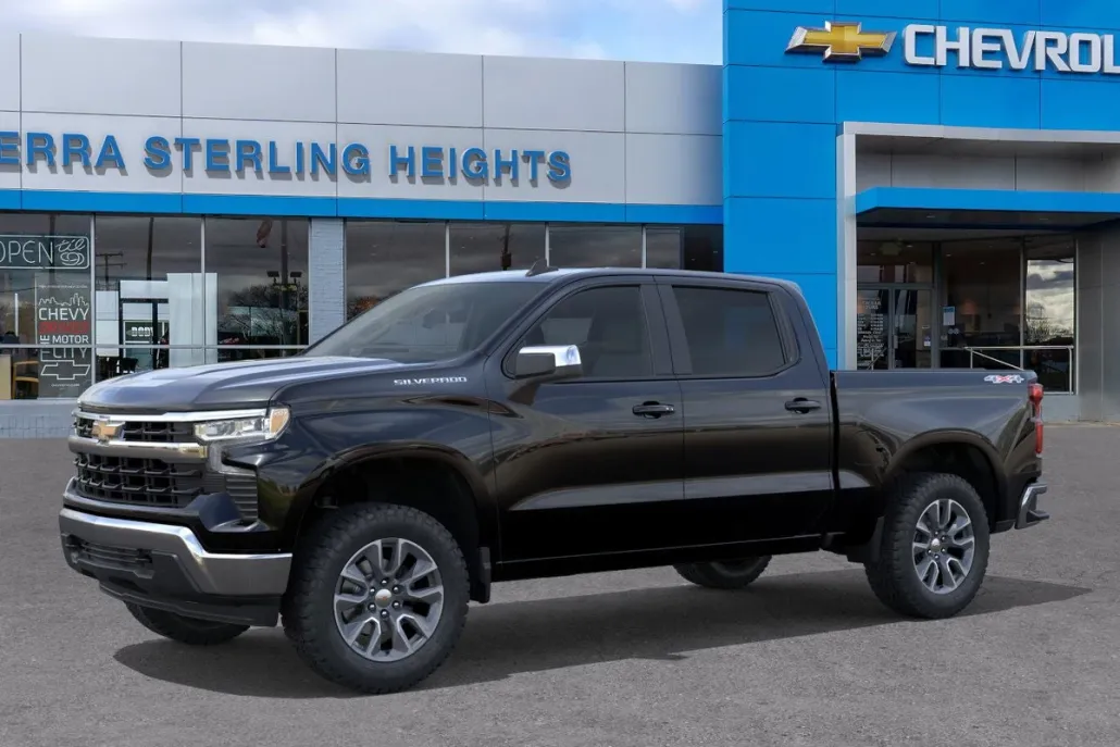 2026 Chevrolet Silverado 1500 LT photo 1