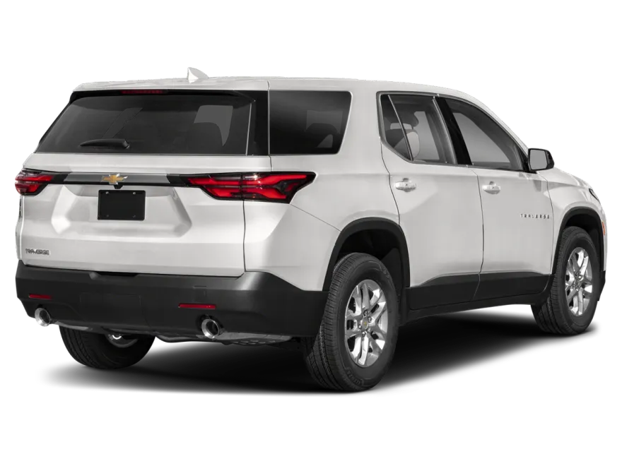 2022 Chevrolet Traverse LS photo 2