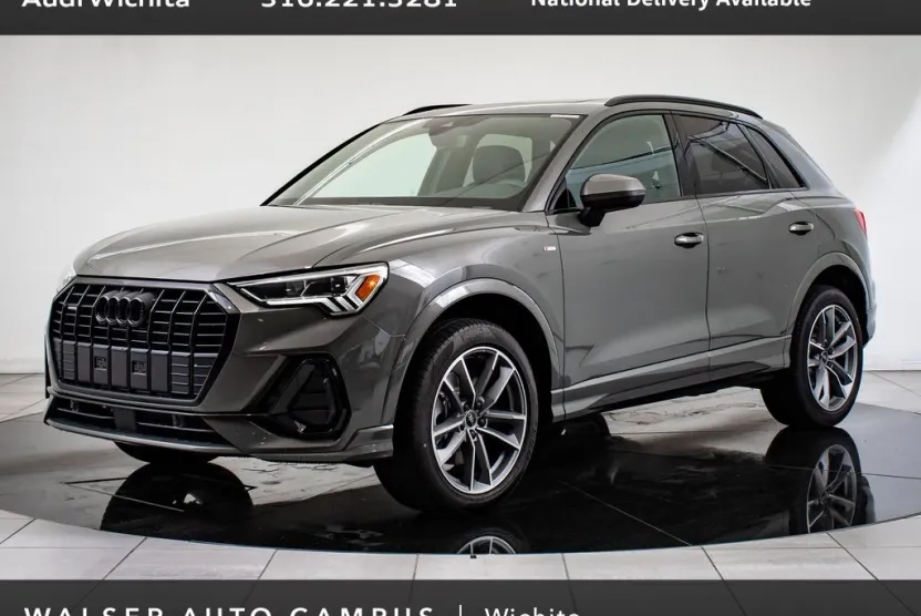 2025 Audi Q3 45 TFSI S line Premium photo 1