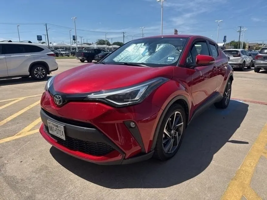 2021 Toyota C-HR Limited photo 1
